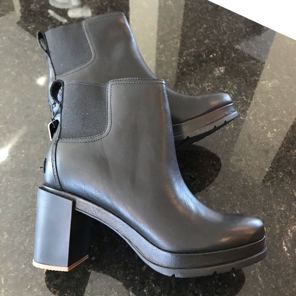 New Sorel Blake Chelsea Waterproof Boot, Black - Picture 12 of 16